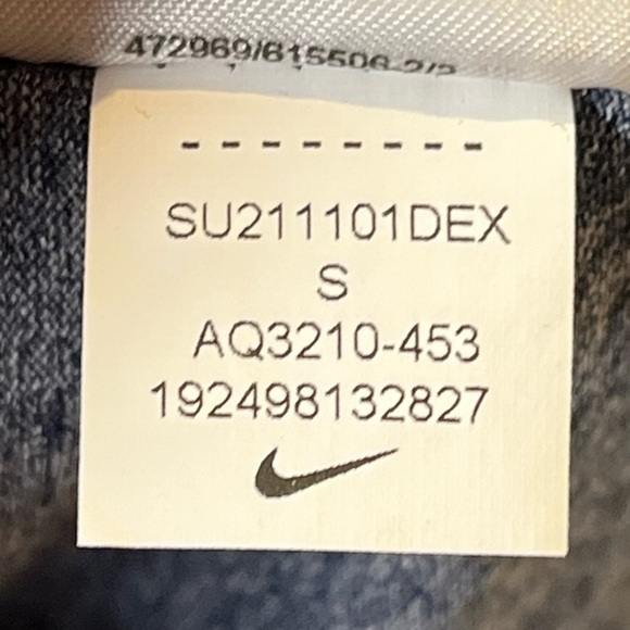 THE Nike Tee Heather Blue Basic Dri Fit Athleisure Crew Neck - Picture 7 of 7